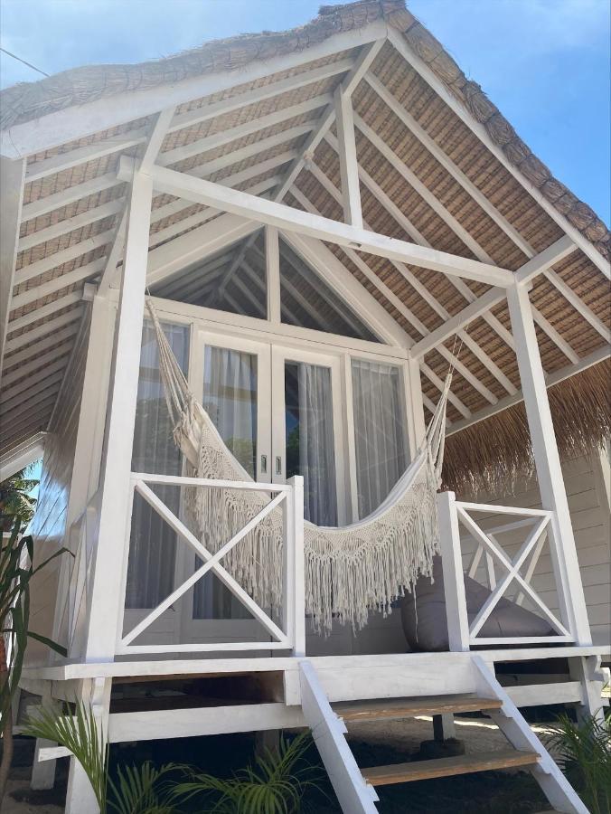 Love Coconut Bungalows Gili Trawangan Exterior photo